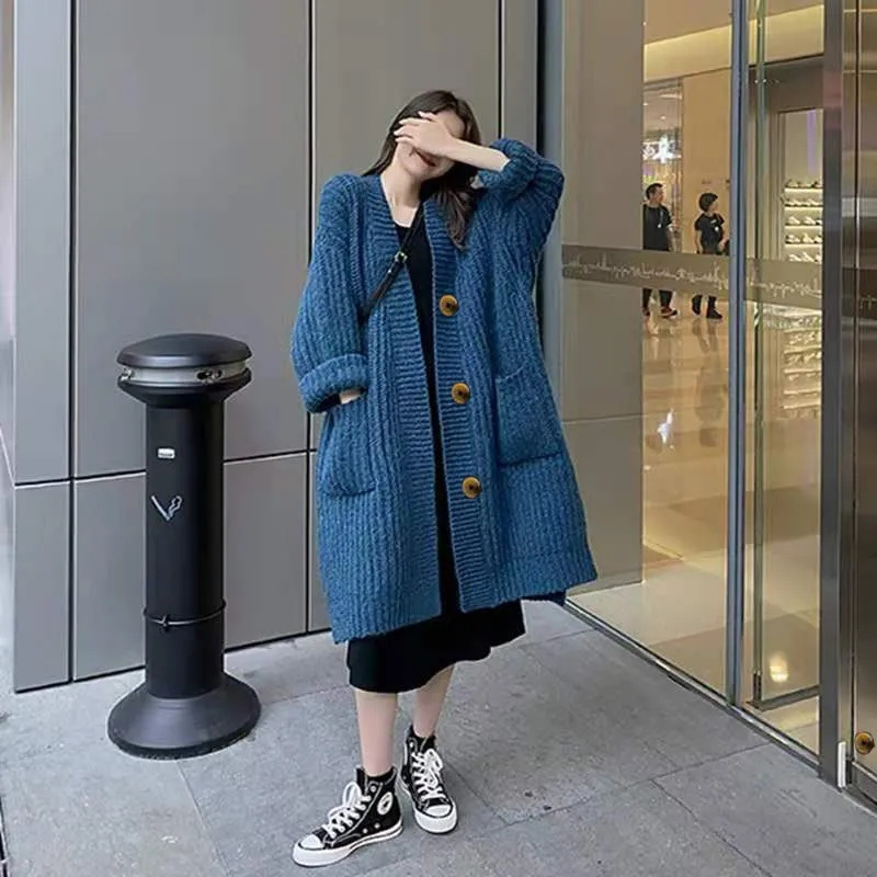 Winter Clothing Trends 2025 Women'S - سترة صوفية ذات طراز كسول ملتوية