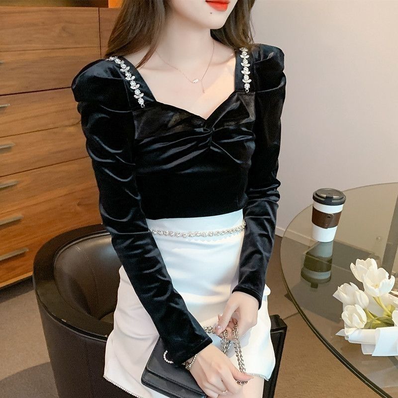 Winter Clothing Trends 2025 Women'S - قميص وبلوزة نسائية مخملية بقصة ضيقة