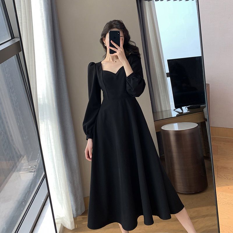 Winter Clothing Colors - فستان ميدي أسود للمرأة ، كم