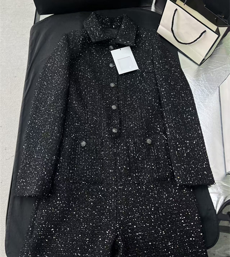 ملابس نسائية مخصصة على الطراز  - مراجعة Clothing Style Winter وسعره