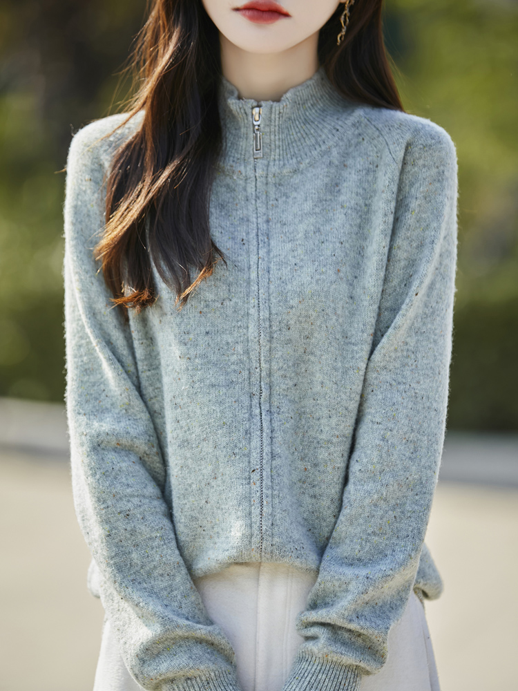 سترة نسائية أساسية من صوف المي - مراجعة Winter Clothing Colors وسعره