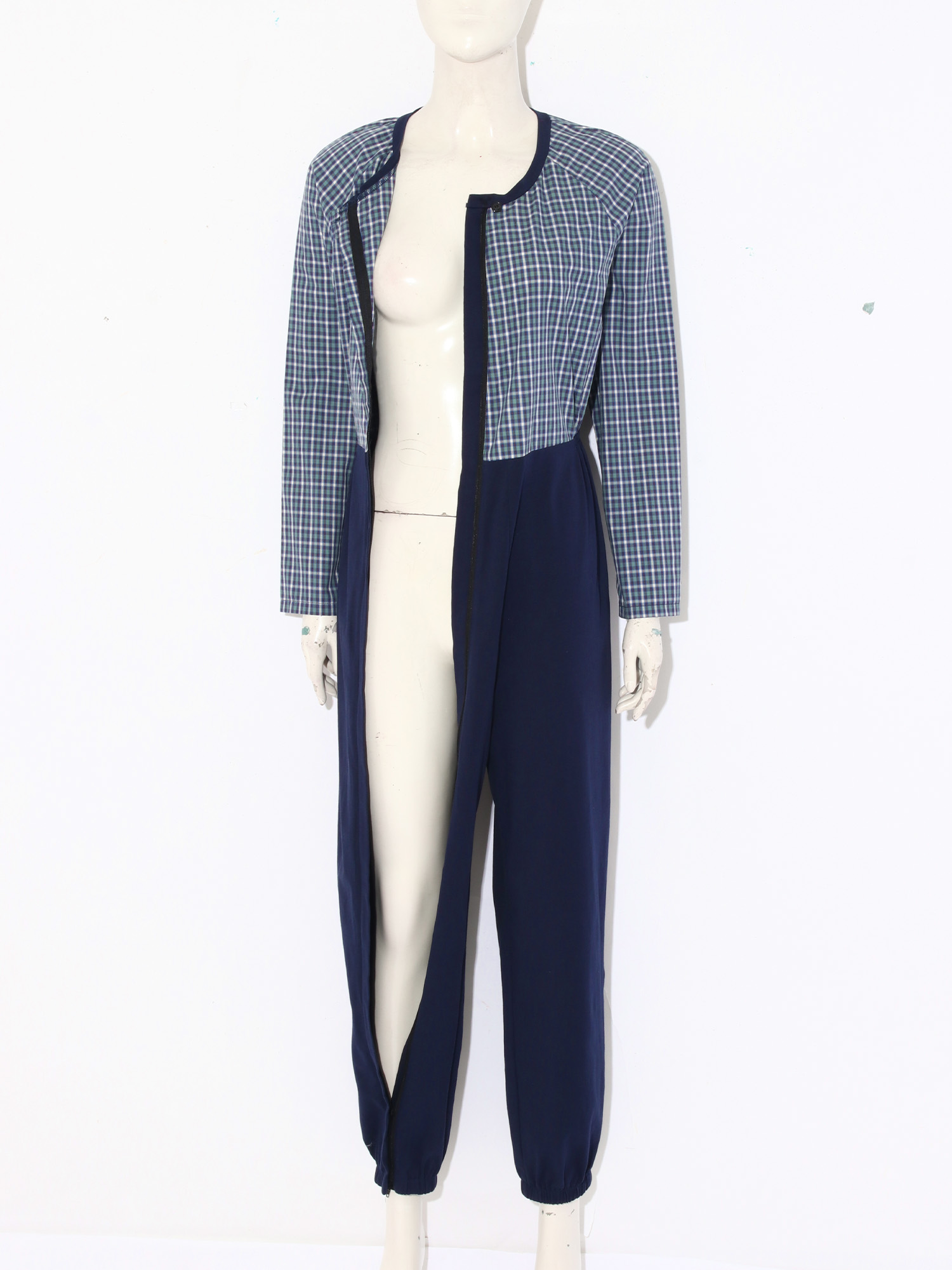 بدلة نسائية لمرضى الزهايمر وال - مراجعة Winter Clothing Needs وسعره