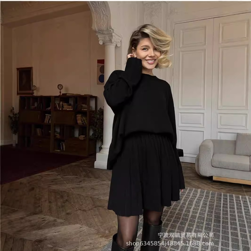 الخريف بلون سترة ذات عنق دائرى - مراجعة Clothing Style Winter وسعره