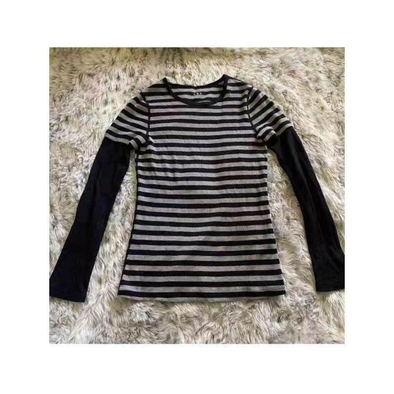 قميص بأكمام طويلة بطبعة صحيفة  - مراجعة Winter Clothing Aesthetic وسعره