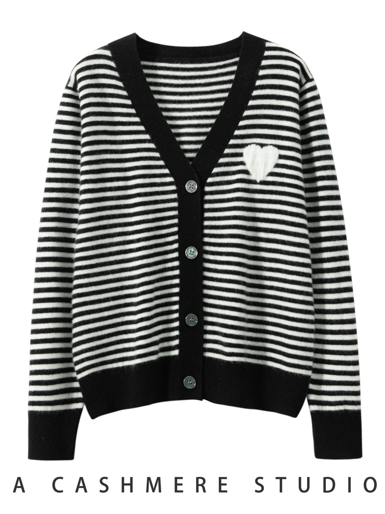 سترة نسائية من الكشمير برقبة ع - مراجعة Winter Clothing Factory Outlet وسعره