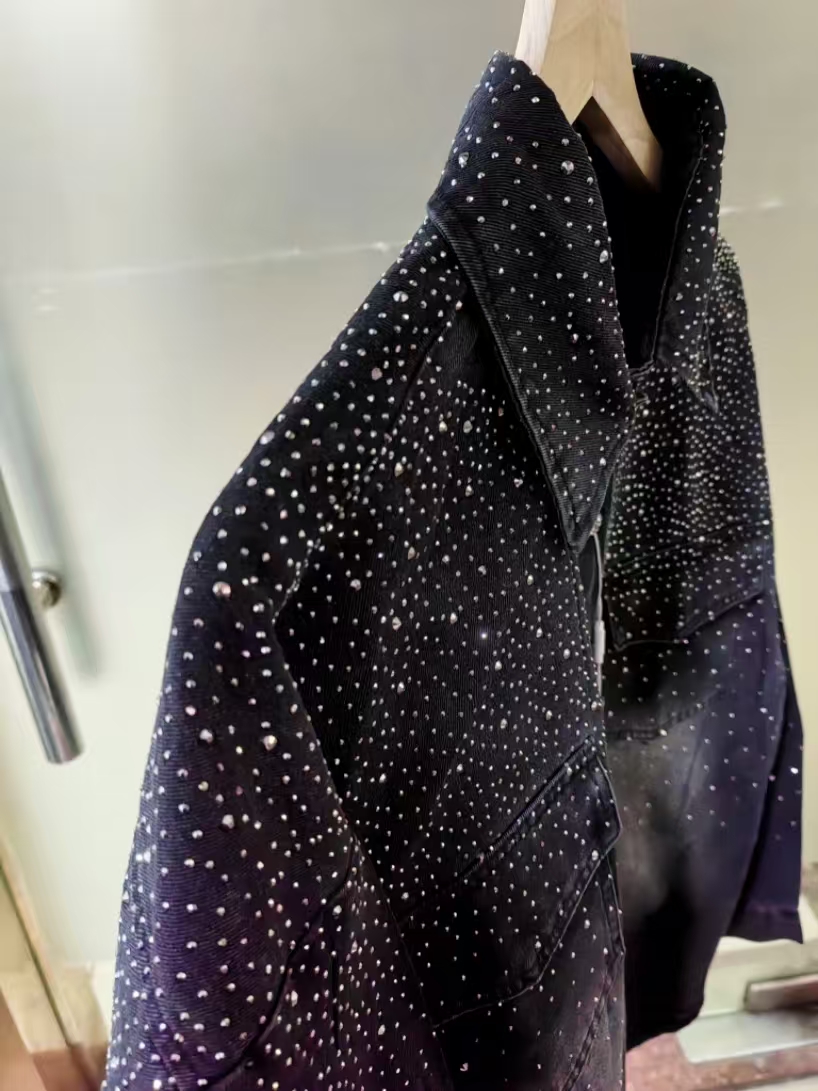 جديد 2025 الخريف الاتجاه موضة  - مراجعة Winter Clothing Factory Outlet وسعره
